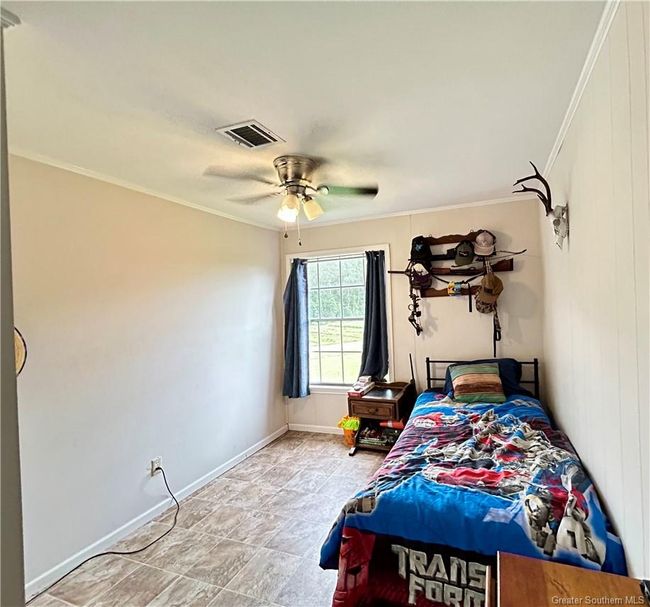 Upstairs Room | Image 19