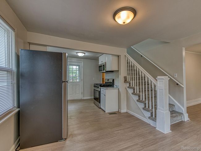 7-web-or-mls-3914 Grindley-038_5.jpg | Image 6