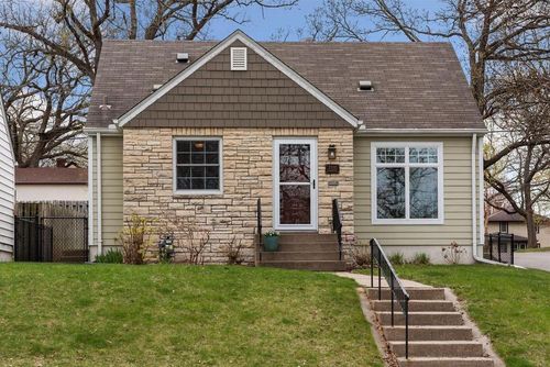 3300 Xenwood Ave S, Saint Louis Park, MN, 55416-2137 | Card Image