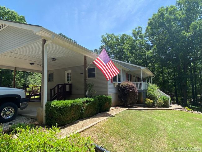 2530 Great Creek Dr, House other with 3 bedrooms, 2 bathrooms and null parking in La Crosse VA | Image 6