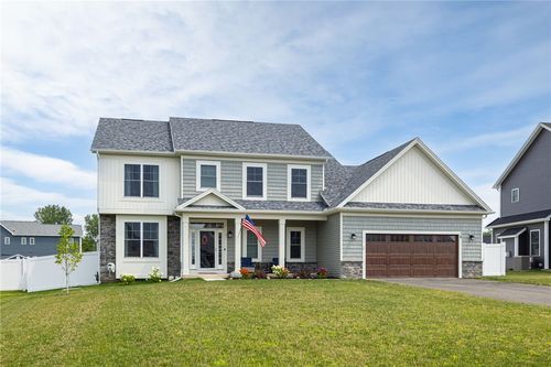 18 Giovanni Ln, Hilton, NY, 14468-9424 | Card Image