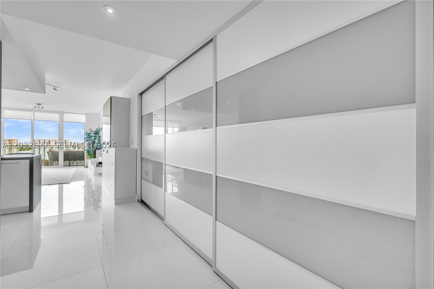 Residential in Sunny Isles Beach 2