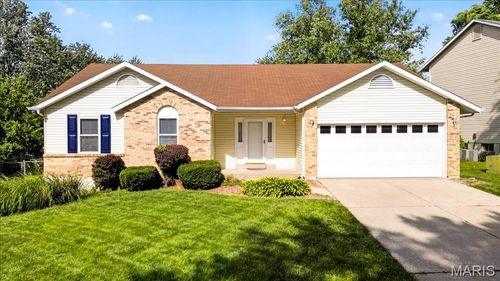 918 Blake Ct, Saint Peters, MO, 63376-5528 | Card Image