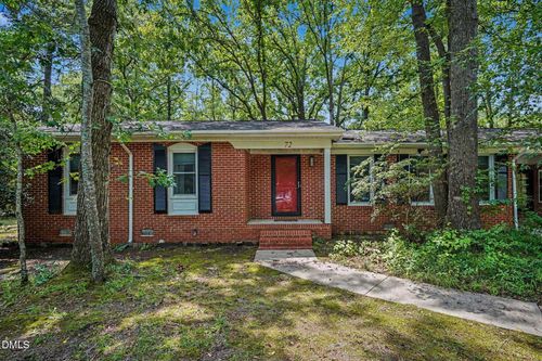 72 Hood Rd, Lumberton, NC, 28358-7513 | Card Image