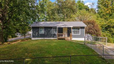 7112 Tipton Lane, House other with 3 bedrooms, 1 bathrooms and null parking in Knoxville TN | Image 1