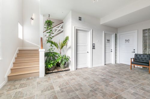 205-1307 W Abram St, Arlington, TX, 76013-1704 | Card Image
