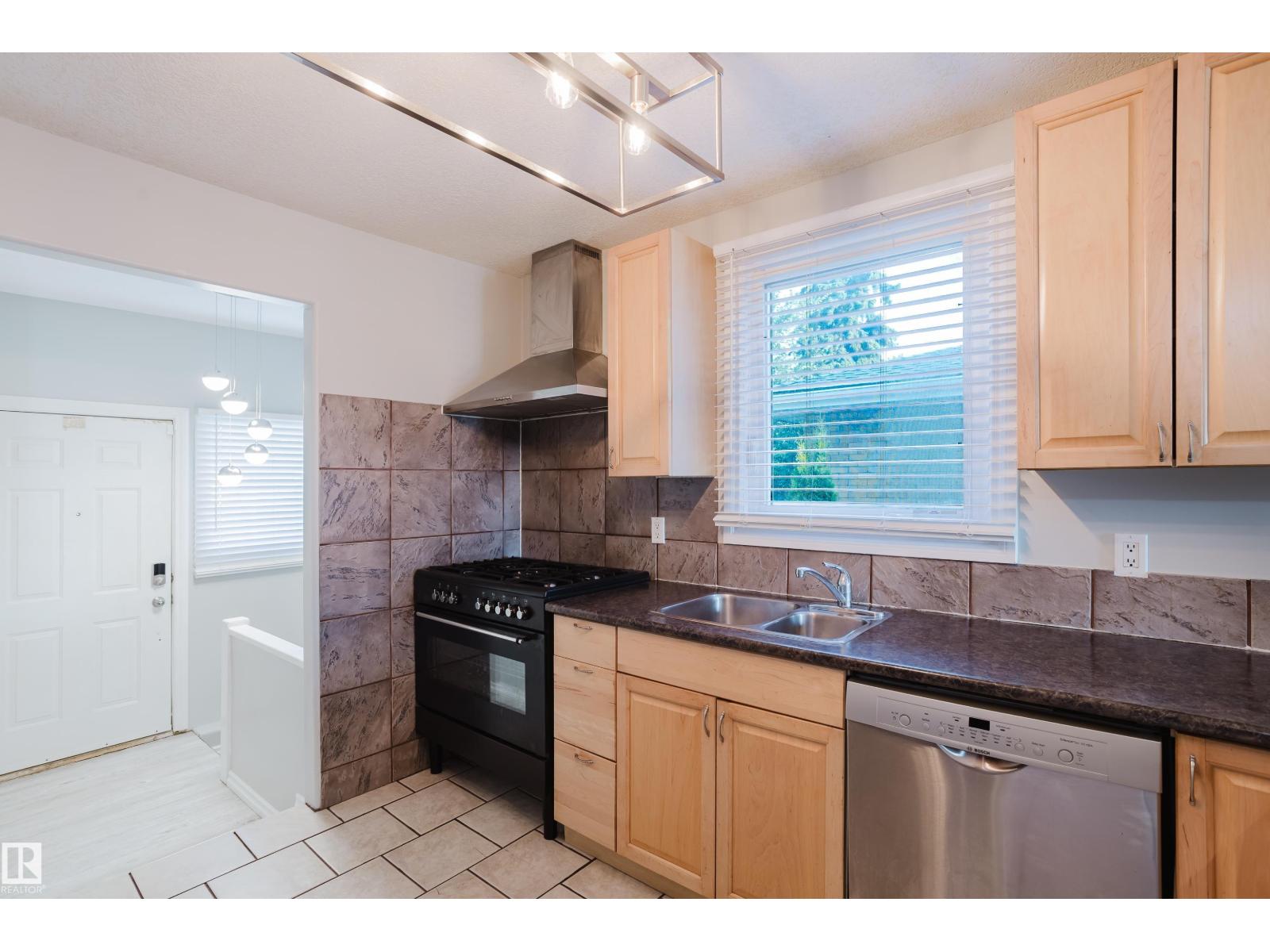 Residential in Edmonton 4