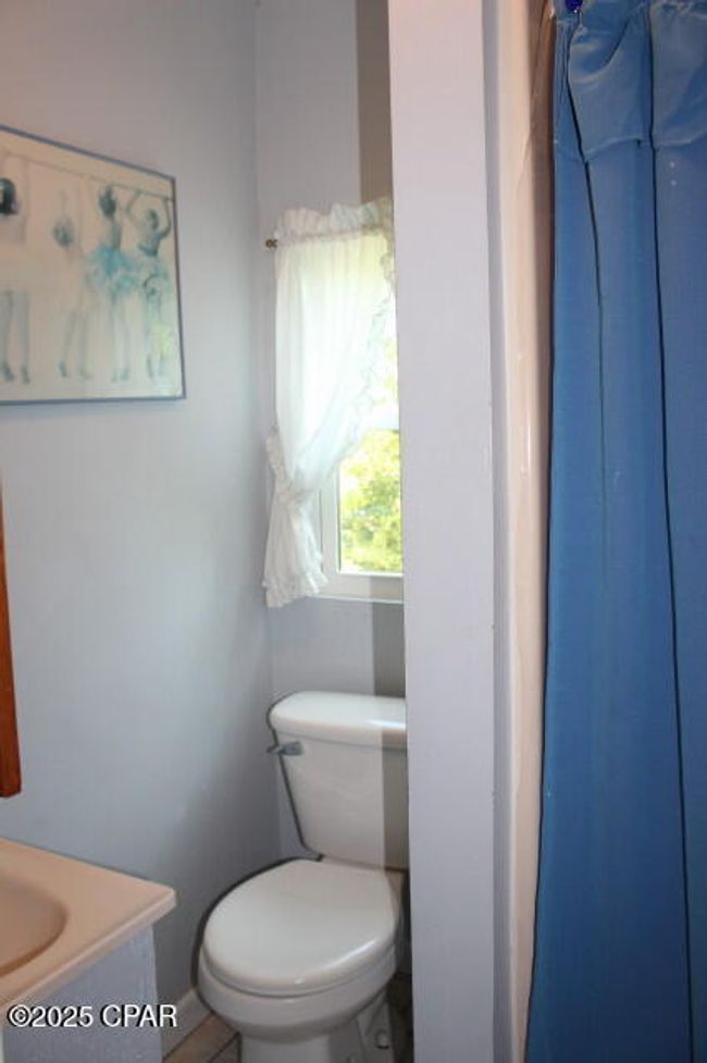 2100 Third Ave, House other with 3 bedrooms, 3 bathrooms and null parking in Sneads FL | Image 49