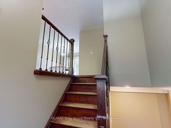 062706 Sunny Valley Rd, House other with 4 bedrooms, 2 bathrooms and 8 parking in Georgian Bluffs ON | Image 6