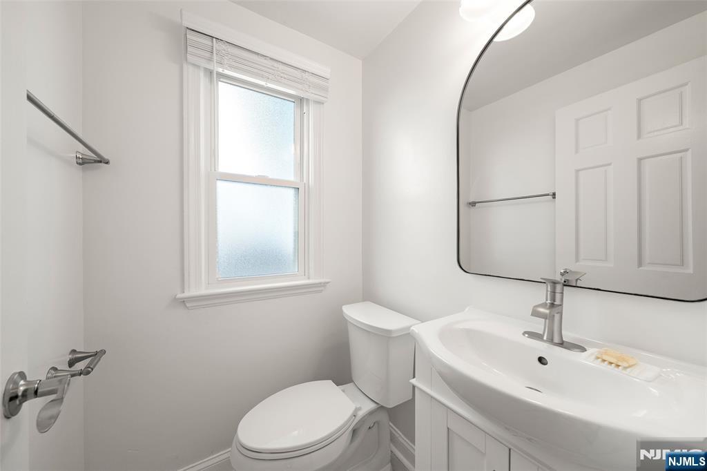 Residential Lease in Livingston 3