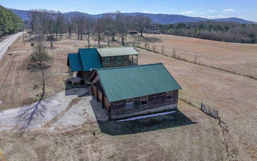 2098 S Moore Rd, Hot Springs, AR, 71913-8574 | Card Image