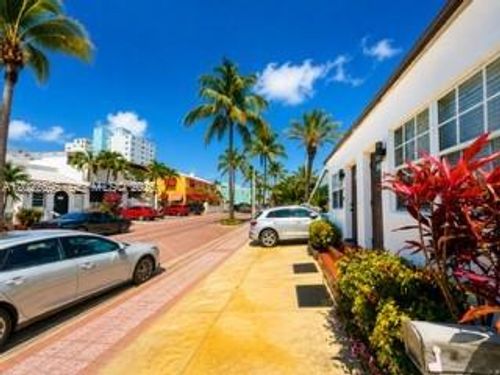 2-326 Polk St, Hollywood, FL, 33019-1717 | Card Image