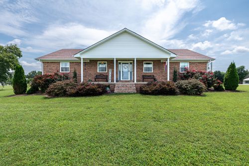 105 Monument Cir, Summertown, TN, 38483-7649 | Card Image