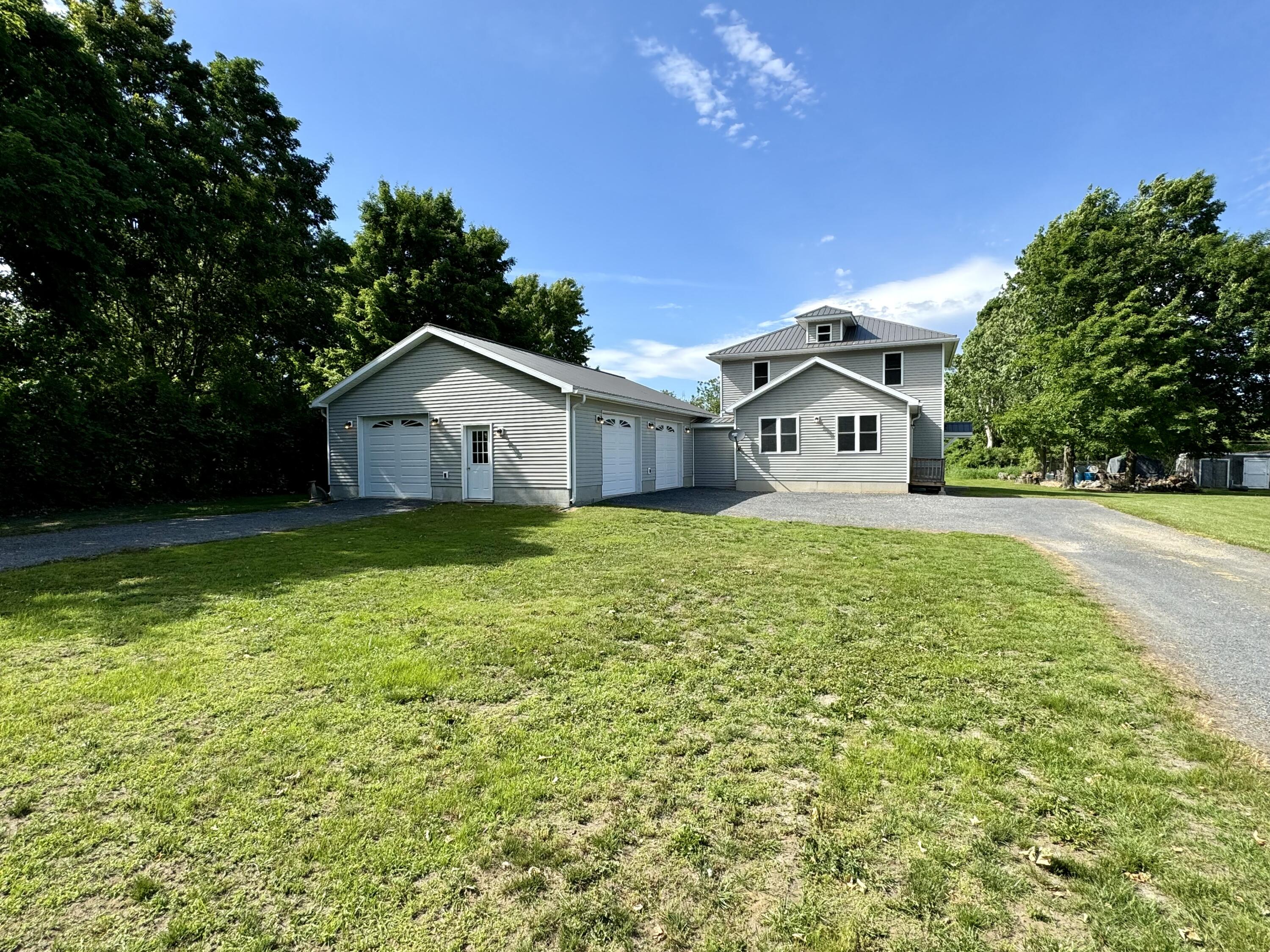 Smith St, Rouses Point, NY 12979