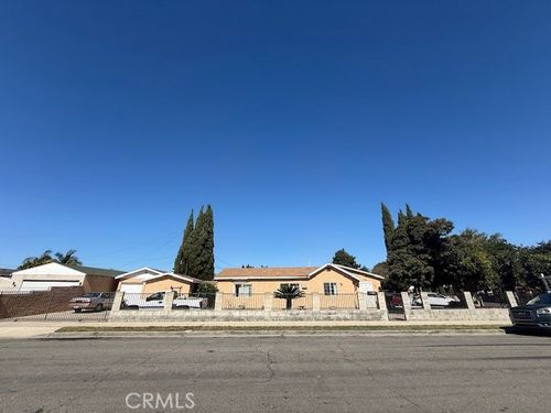 4345 E Queensdale St, Compton, CA, 90221-1937 | Card Image