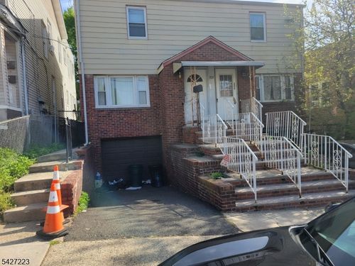 207 Williamson Ave, Hillside, NJ, 07205-1421 | Card Image