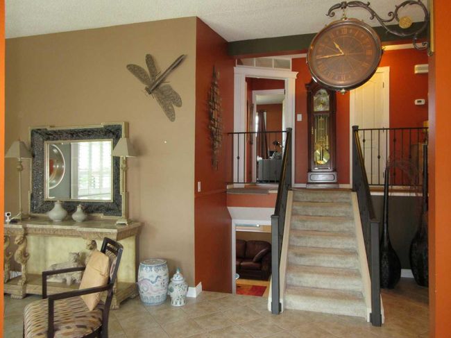 22 Iris Court Se, House other with 4 bedrooms, 3 bathrooms and 2 parking in Medicine Hat AB | Image 8
