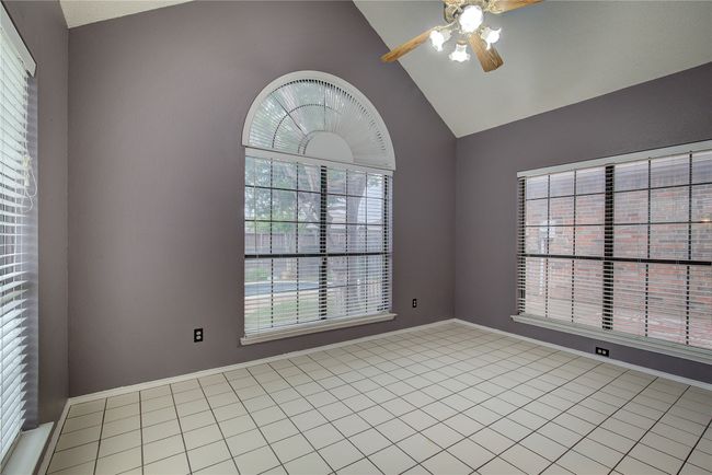 6613 Springmeadow Ln, House other with 4 bedrooms, 3 bathrooms and null parking in Rowlett TX | Image 7