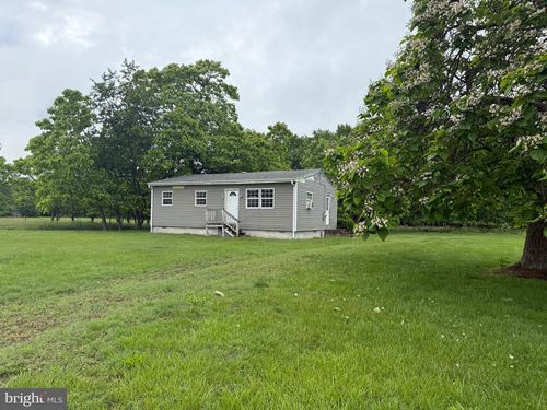 4293 Willow Grove Rd, CAMDEN WYOMING, DE, 19934-3153 | Card Image