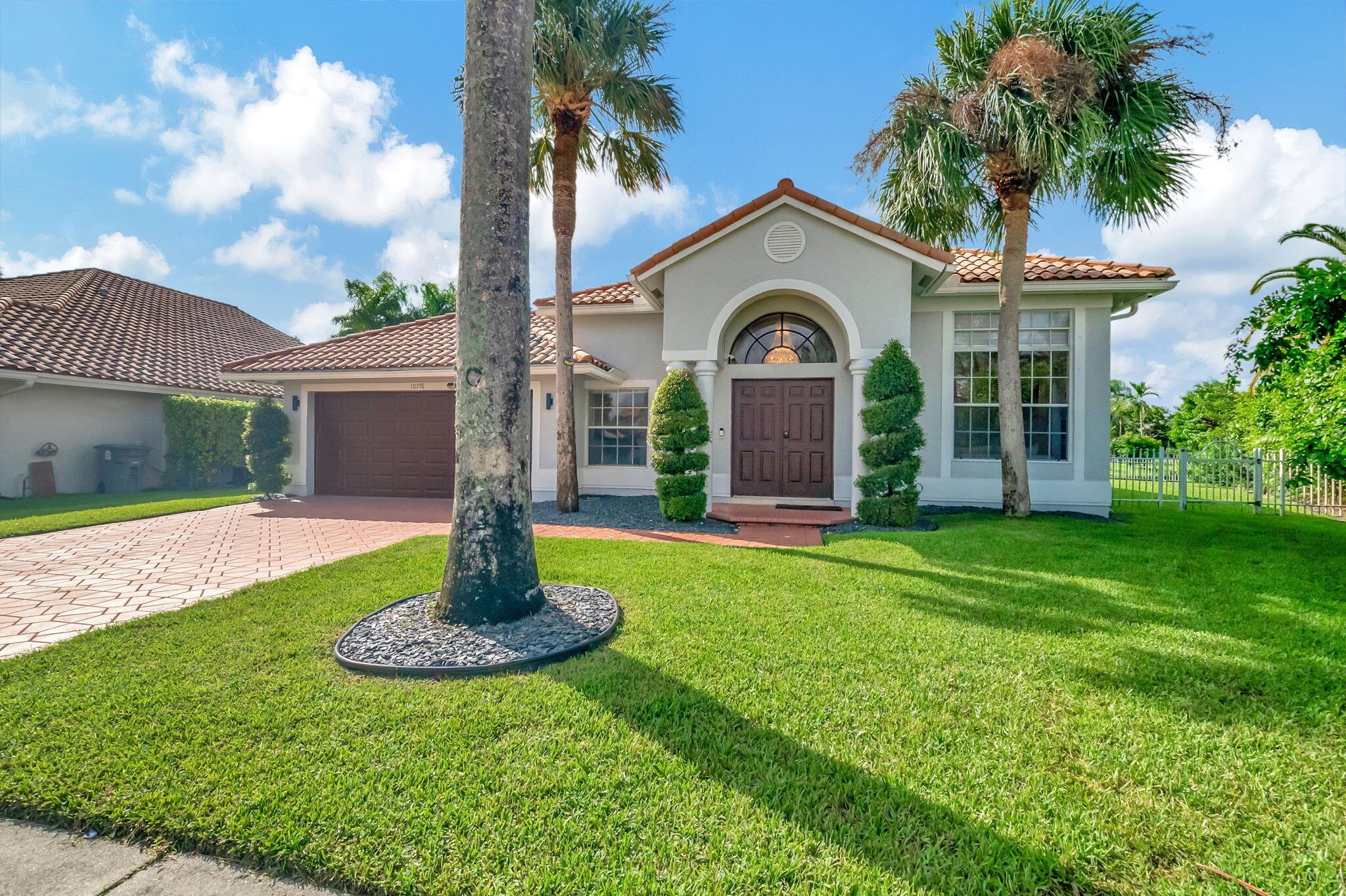 Queen Palm Ct, Boca Raton, FL 33498