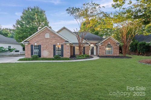 6802 Conifer Cir, Indian Trail, NC, 28079-6511 | Card Image