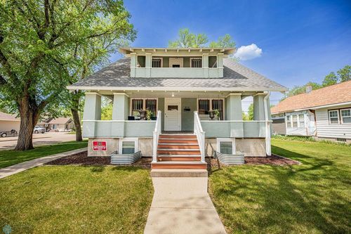 810 Oak St, Lisbon, ND, 58054-4257 | Card Image