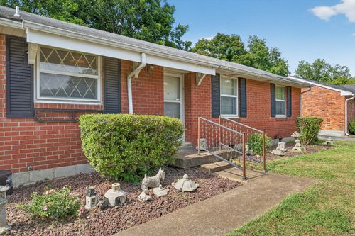 302 Elysian Fields Rd, Nashville, TN, 37211-3862 | Card Image