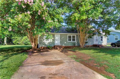 1012 Watkins St, Greensboro, NC, 27407-2459 | Card Image