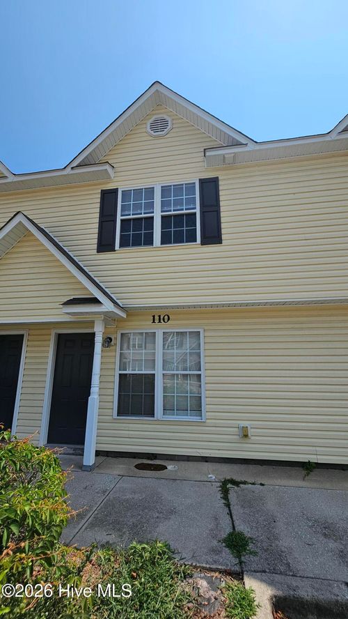 110 Cornerstone Pl, Jacksonville, NC, 28546-5740 | Card Image