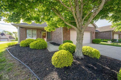 476 Glenview Dr, Greencastle, IN, 46135-7489 | Card Image