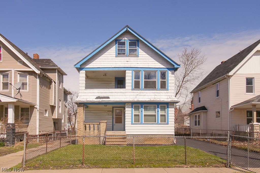 2/up 13809 Kelso Avenue, Sold in Cleveland Zoocasa