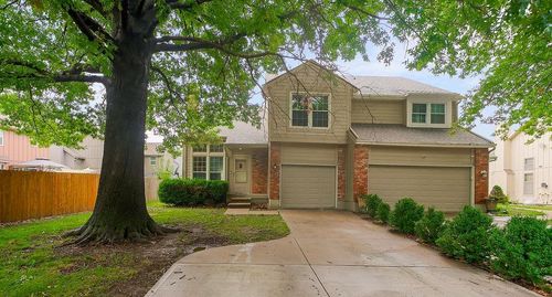 10740 W 115th St, Overland Park, KS, 66210-3004 | Card Image