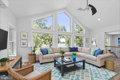 159 Plateau Rd, Louisa, VA, 23093-5536 | Card Image