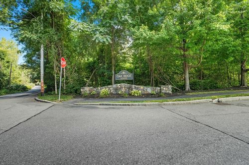 12-12 Birchbrush Ln, Worcester, MA, 01606-1191 | Card Image