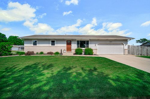 3273 Morningside St, Portage, IN, 46368-4192 | Card Image