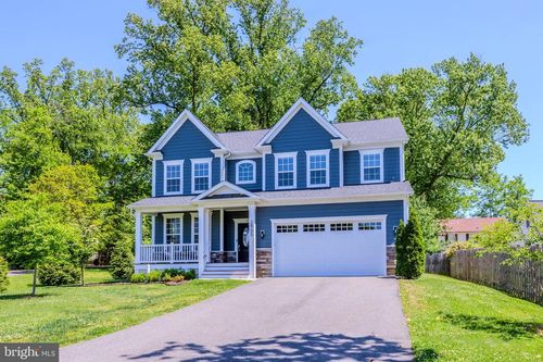 2905 Random Rd, Falls Church, VA, 22042-2259 | Card Image