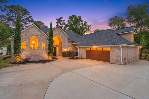 9 Claridge Ct, Conroe, TX, 77304-1345 | Card Image