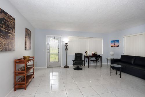 331 Windsor O, West Palm Beach, FL, 33417-2457 | Card Image
