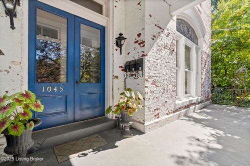 3-1045 Everett Ave, Louisville, KY, 40204-2593 | Card Image