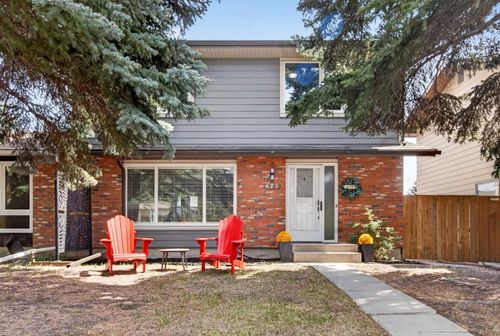348 Midlake Boulevard Se, Calgary, AB, T2X1M9 | Card Image