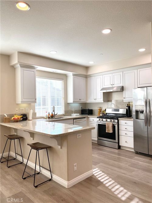 15216 Cambridge St, Tustin, CA, 92782 | Card Image