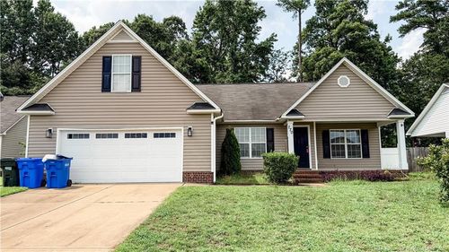 770 Conestoga Dr, Fayetteville, NC, 28314-5737 | Card Image