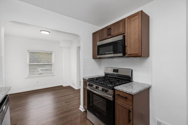 Kitchen | Image 9