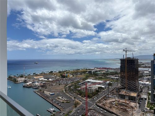 4105-1000 Auahi St, Honolulu, HI, 96814-4105 | Card Image