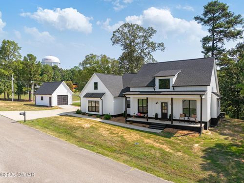 733 Tiffany Nicole Ln, Lexington, TN, 38351-4188 | Card Image