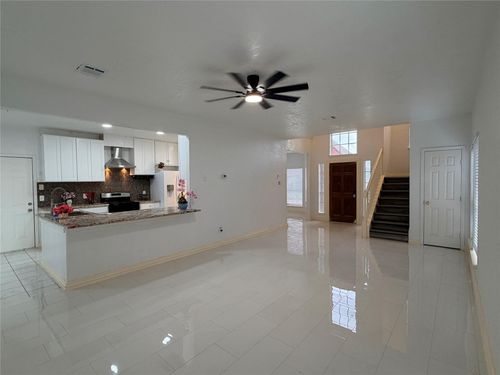 7710 Tussendo Dr, Houston, TX, 77083-3427 | Card Image