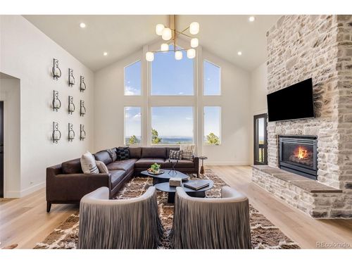 10333 Georgia Cir, Morrison, CO, 80465-2324 | Card Image