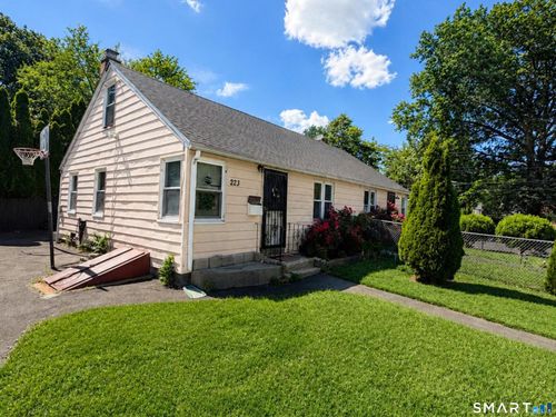 223 Pearl Harbor St, Bridgeport, CT, 06610-2320 | Card Image