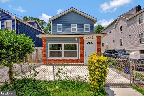 706 59th Ave, FAIRMOUNT HEIGHTS, MD, 20743-6504 | Card Image