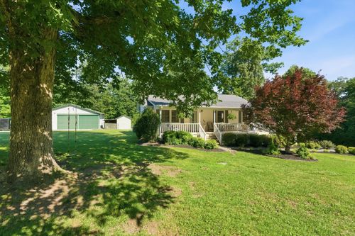 1170 Liberty Rd, Charlotte, TN, 37036-6408 | Card Image
